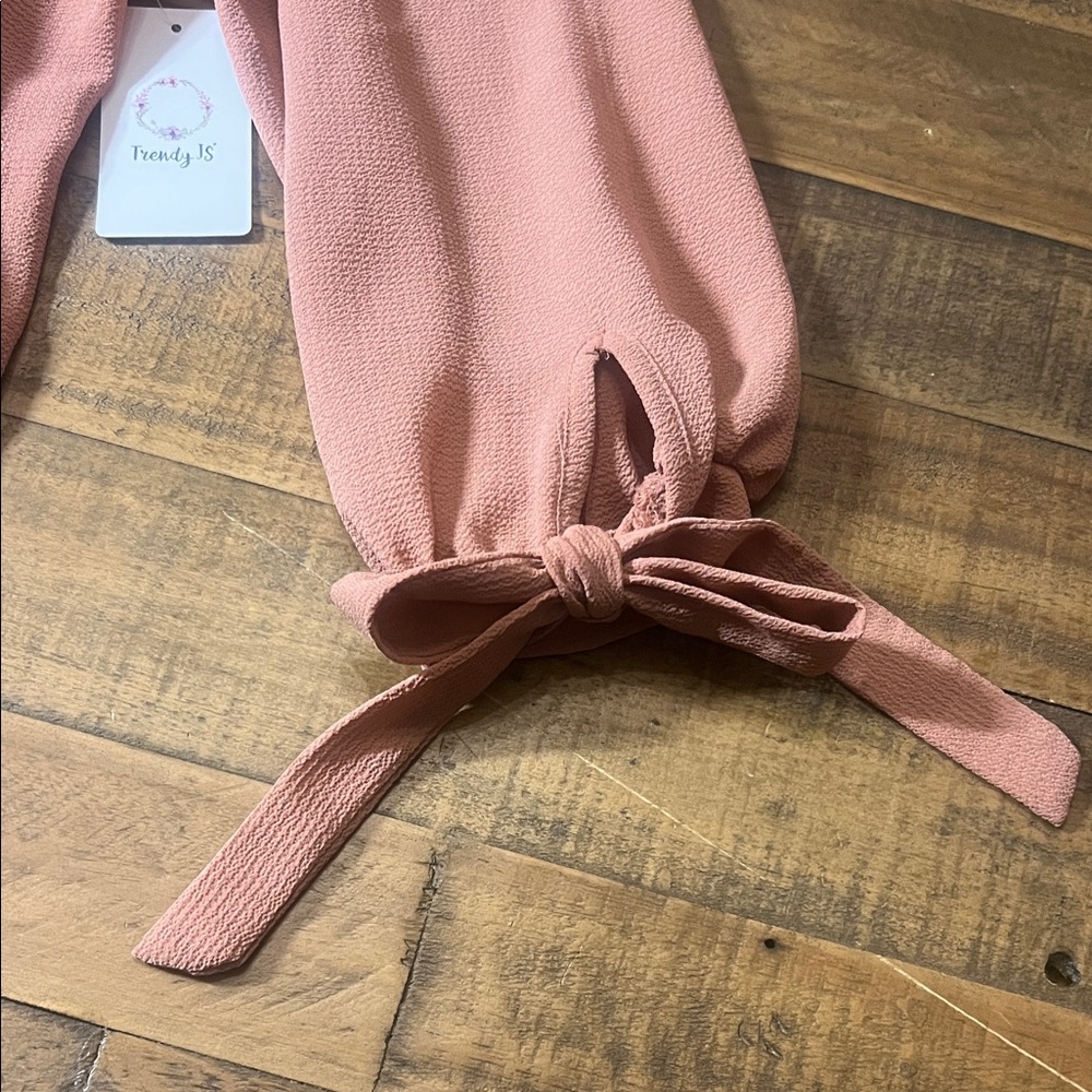 Women's Off-Shoulder Button-Up Top - Pink - Picture 2 of 7
